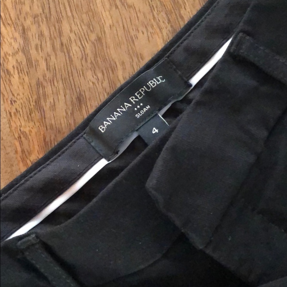 Two Pairs Banana Rebuplic Sloan Cropped Pants